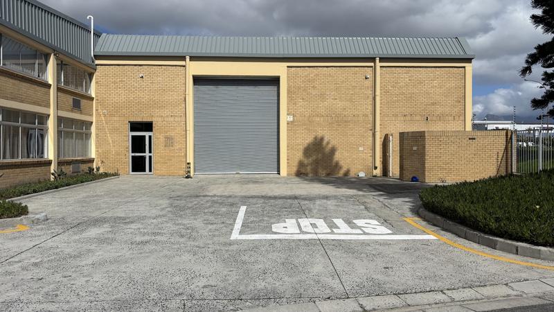 To Let commercial Property for Rent in Montague Gardens Western Cape